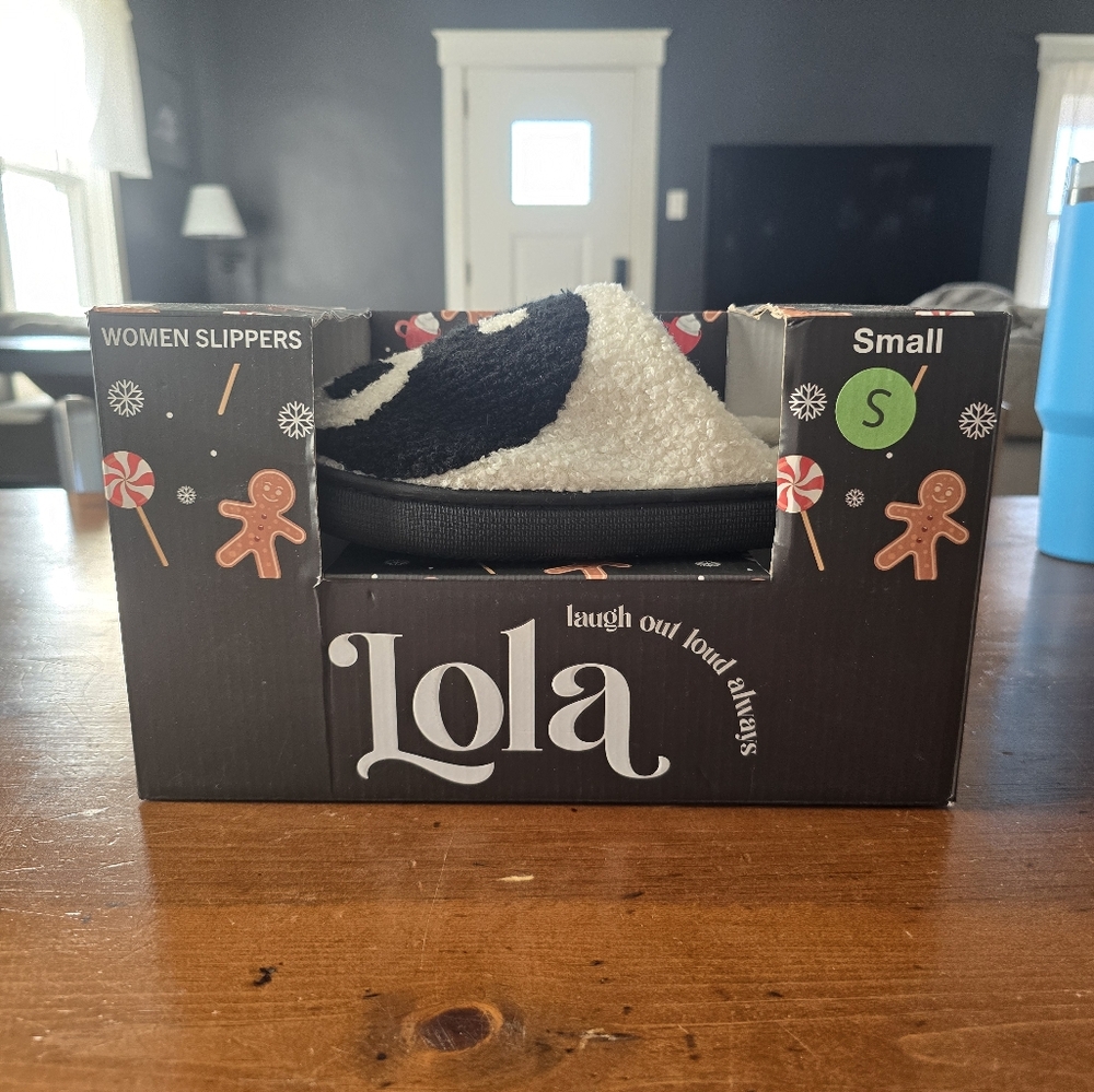 Lola slippers